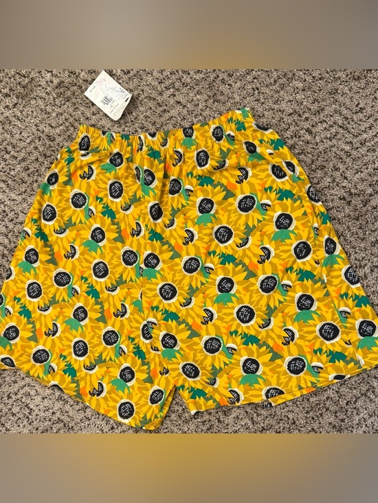 Carole Little Pants - Deadstock Carole Little Yellow Sunflower Shorts